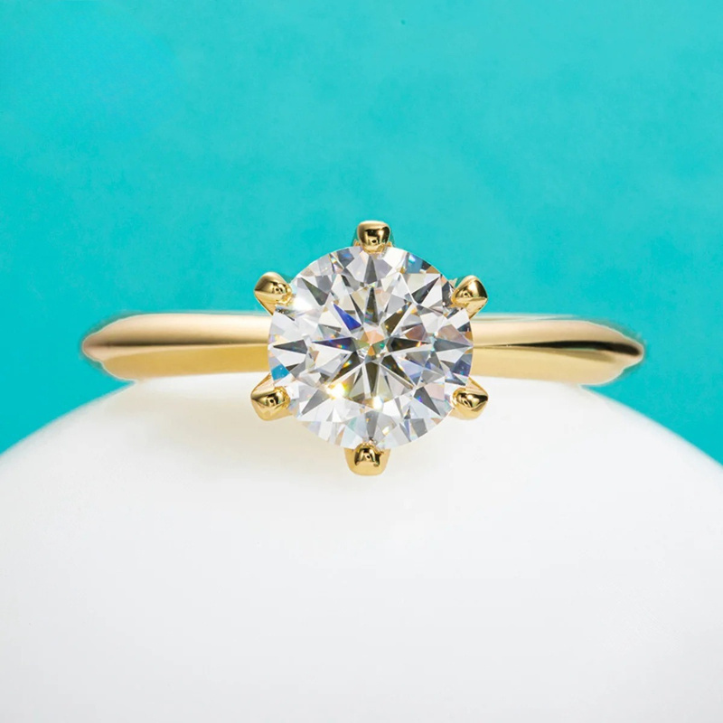 Women's 2/3 Carat Moissanite Engagement Ring